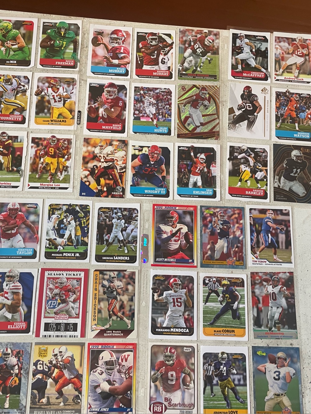 Mixed college Football Trading Card Lot - Assorted Teams